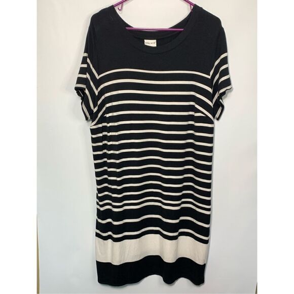 Ava & Viv Women's Striped Short Sleeve Pullover T-Shirt Dress Multicolor Size 1X - Picture 1 of 5